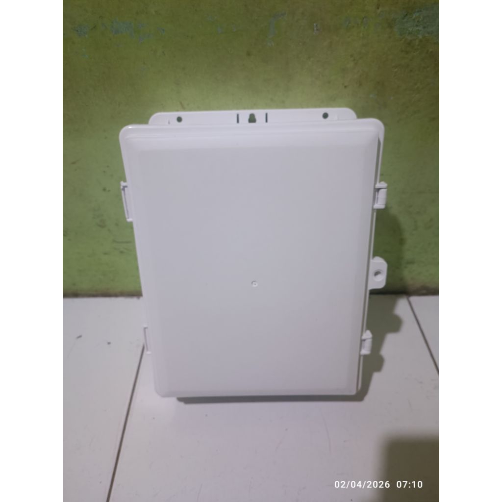 Box panel listrik berbahan plastik ABS