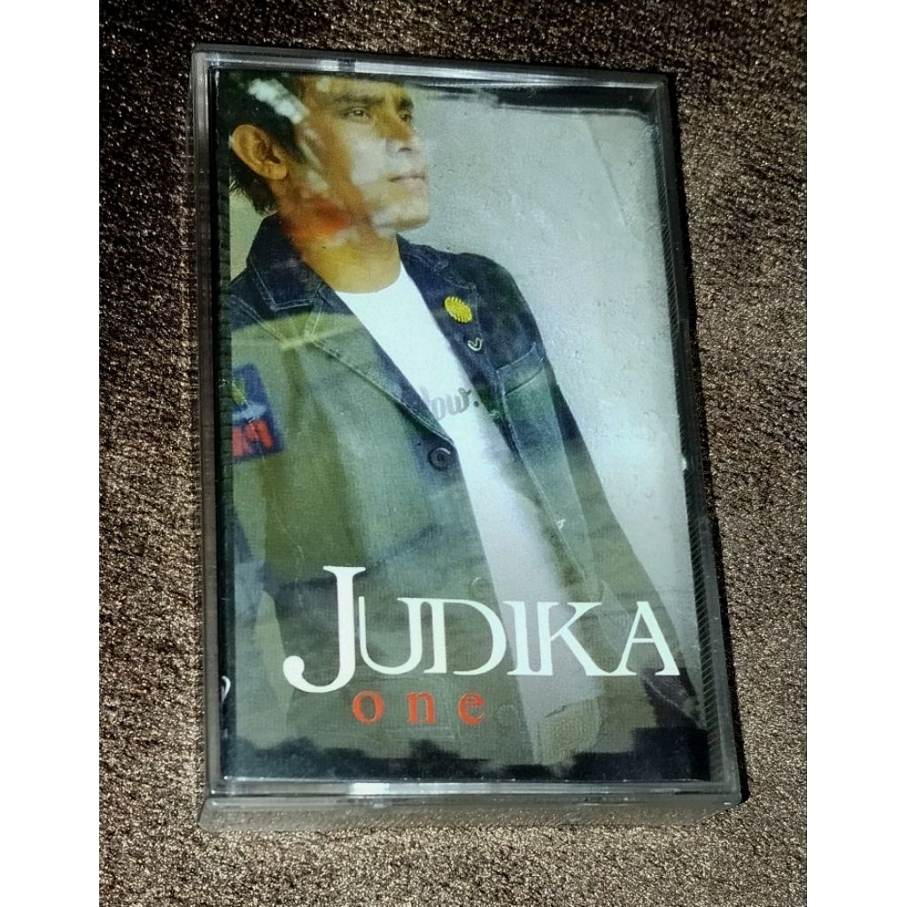 kaset pita Judika