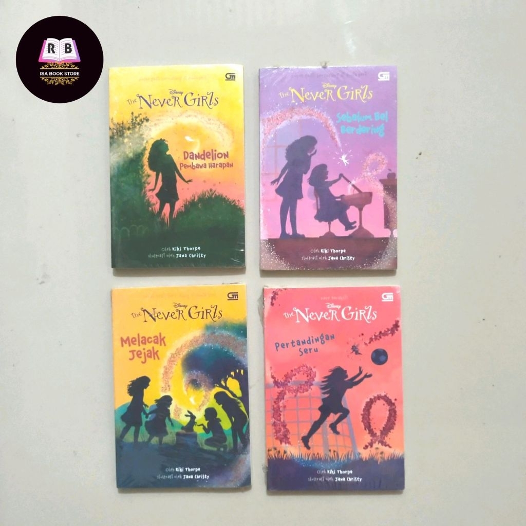 Buku Novel Anak Disney The NEVER GIRLS; DANDELION  Pembawa Harapan, Sebelum Bel Berdering, MELACAK J
