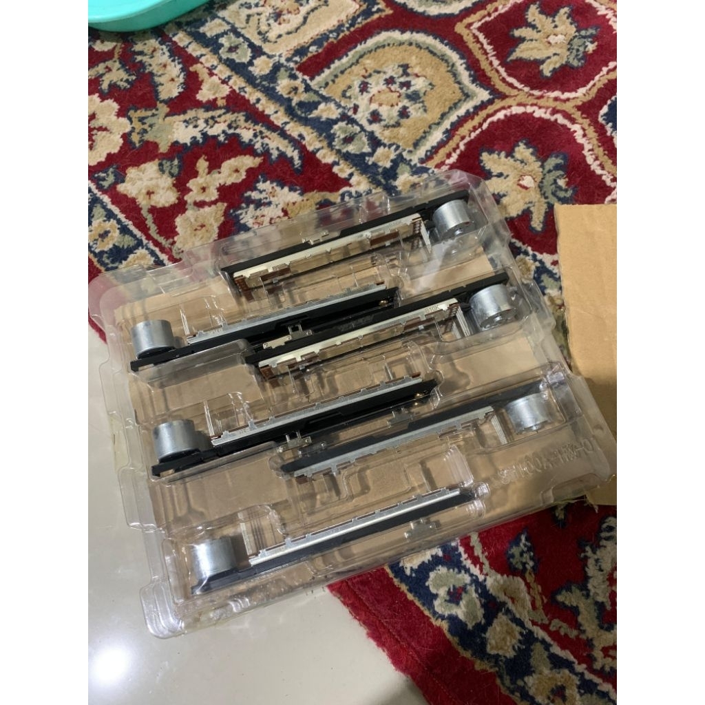 POTENSIO FADER ALLEN MIXER QU32 FADER MIXER DIGITAL ALLEN & HEATH QU32 QU16 POTENSIO