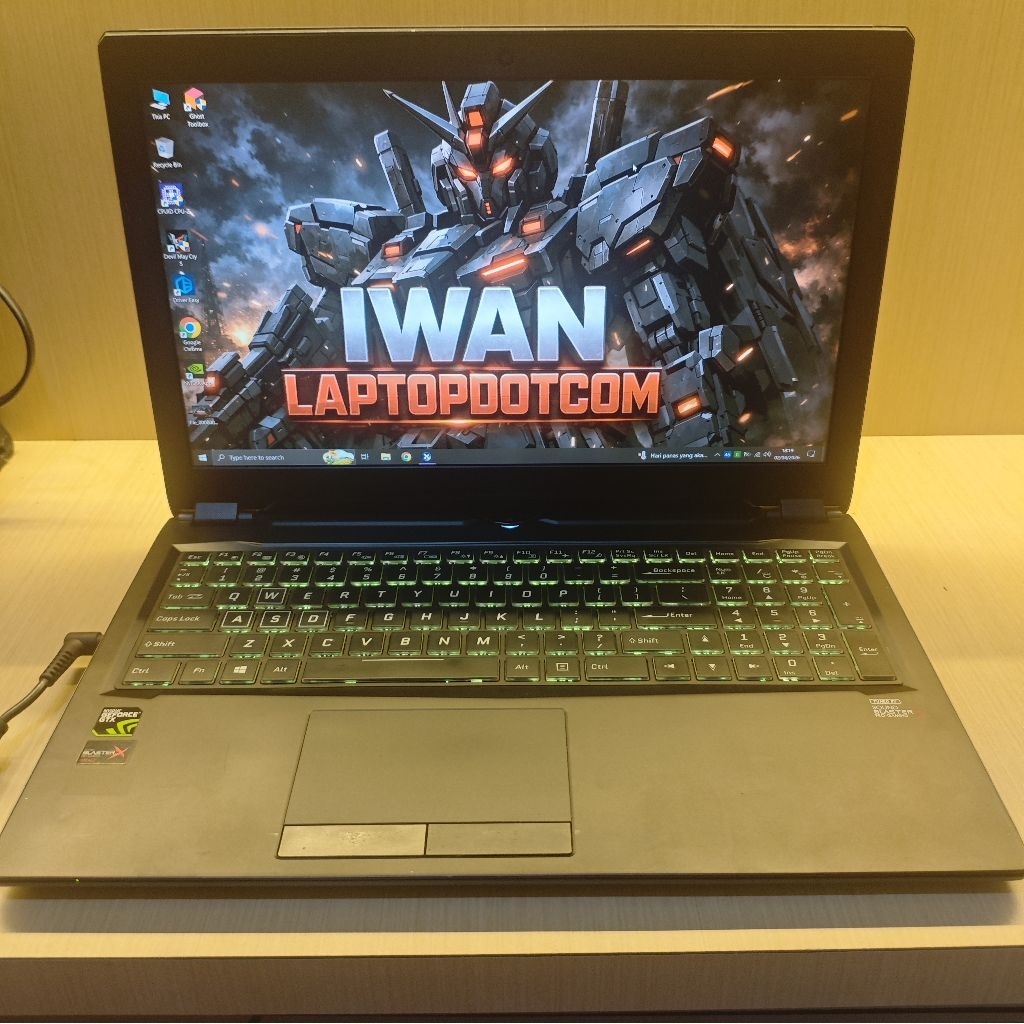 LAPTOP GAMING SULTAN - AFTERSHOCK CLEVO PRIME 15 GTX 1070 I7 7700HQ 16/256GB - GAMING, RENDERING DAN