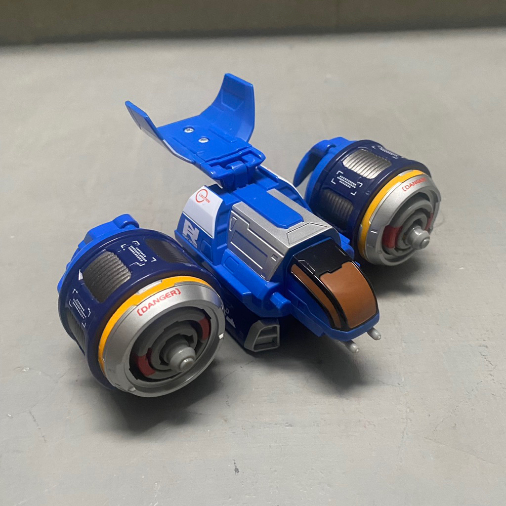 PESAWAT ULTRAMAN DX CHROME CHESTER BETA - BANDAI - ULTRAMAN NEXUS