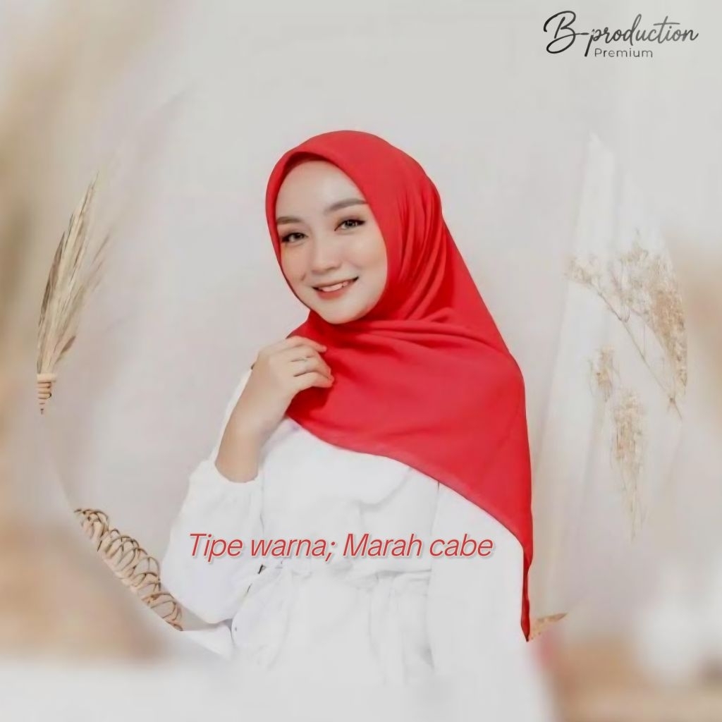Hijab segiempat pollycotton premium | Hijab bella square | Hijab daily - MERAH CABE