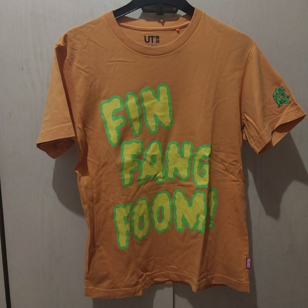 Kaos Uniqlo x Marvel second