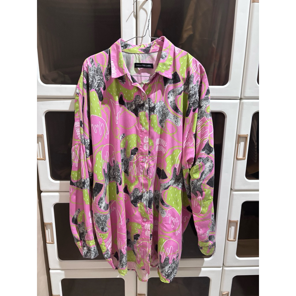 Kemeja Oversized Calla the label mirip Nadjani