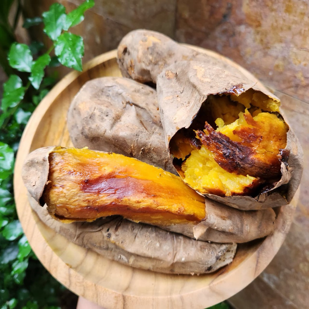 Si Manis Ubi Madu Oven Matang 0,5kg Siap Makan / Ubi Madu Cilembu / Ubi Asli Tawangmangu