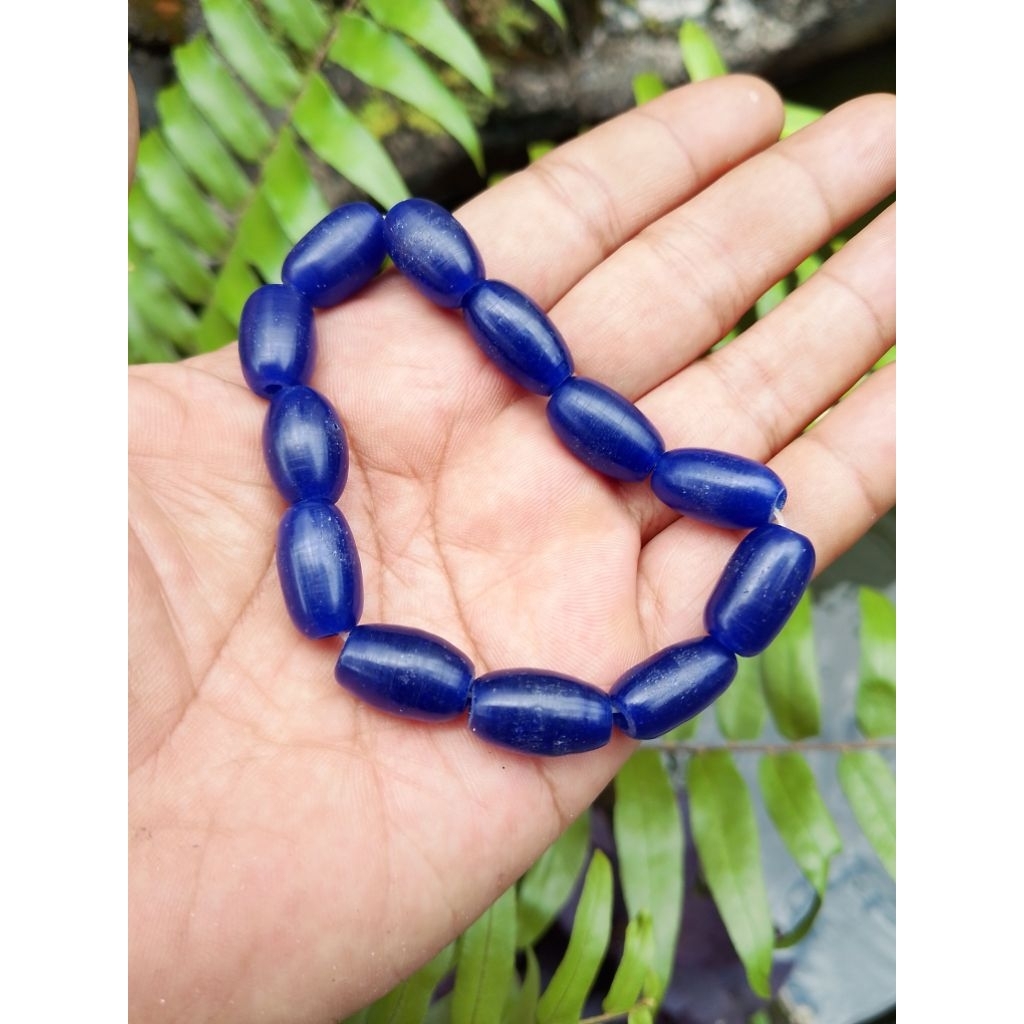 gelang manik temuan