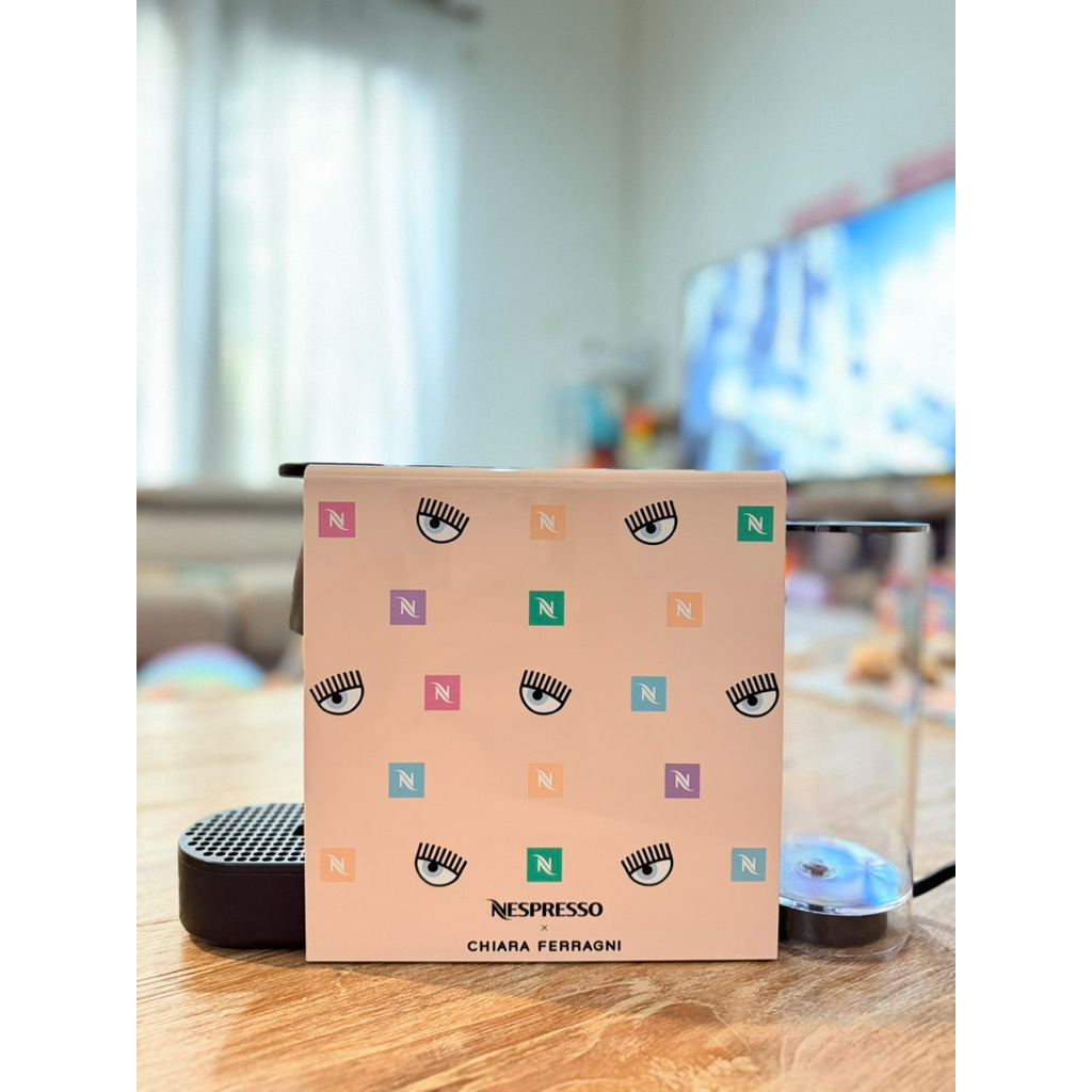 NEPRESSO X CHIARA FERRAGNI ESSENZA MINI COFFEE MACHINE PRELOVED SECOND