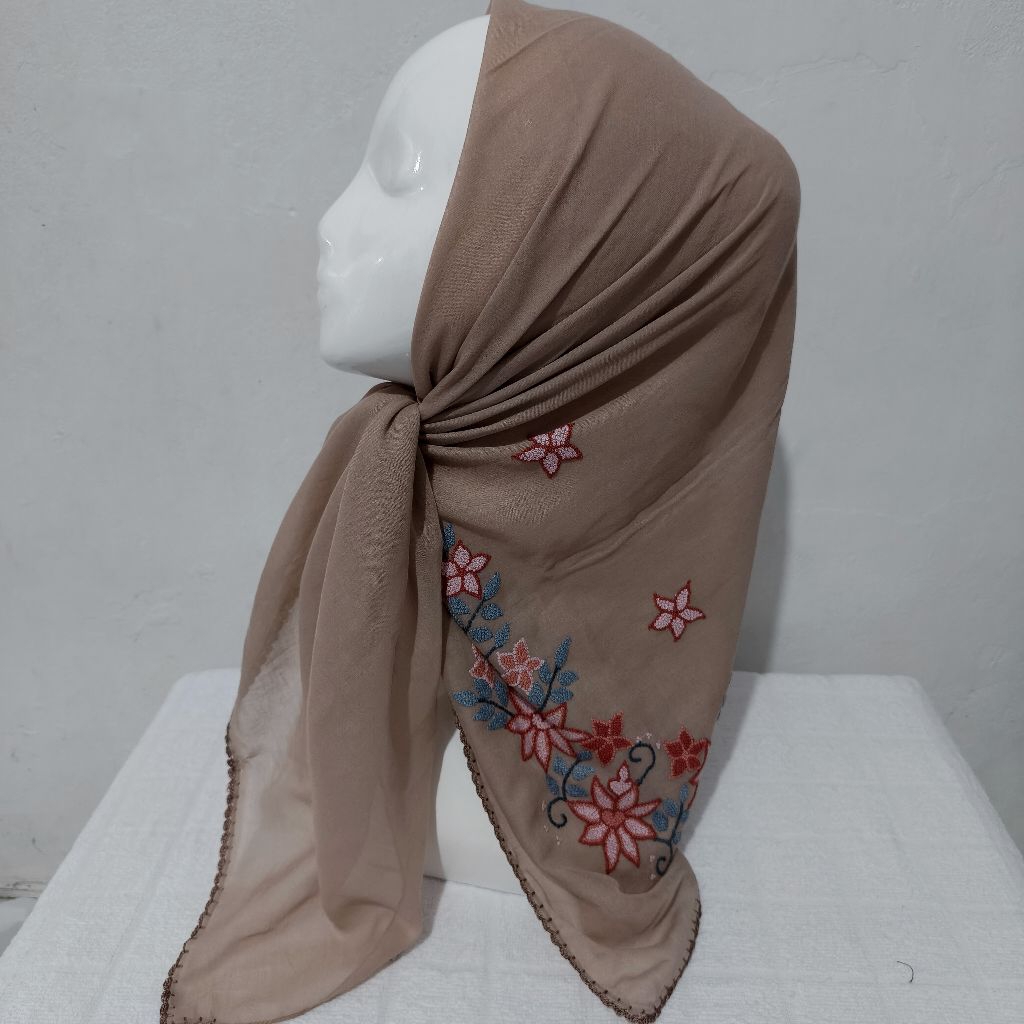 Jilbab sulam kapalo samek/ kepala peniti