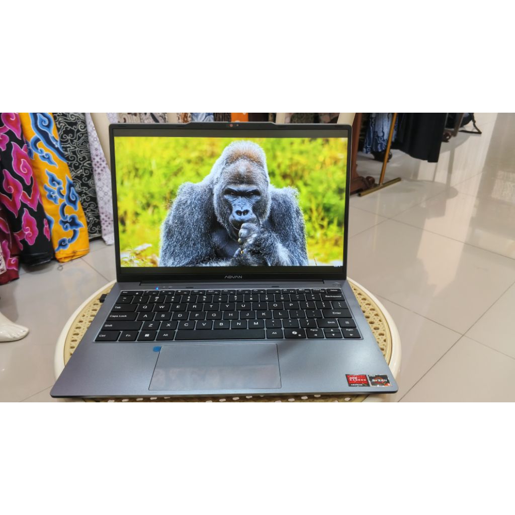 laptop Advan workmate ryzen 5 3500u ram 12gb ssd 256gb