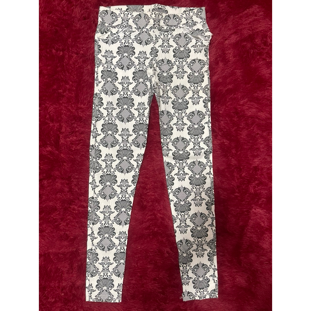 legging batik