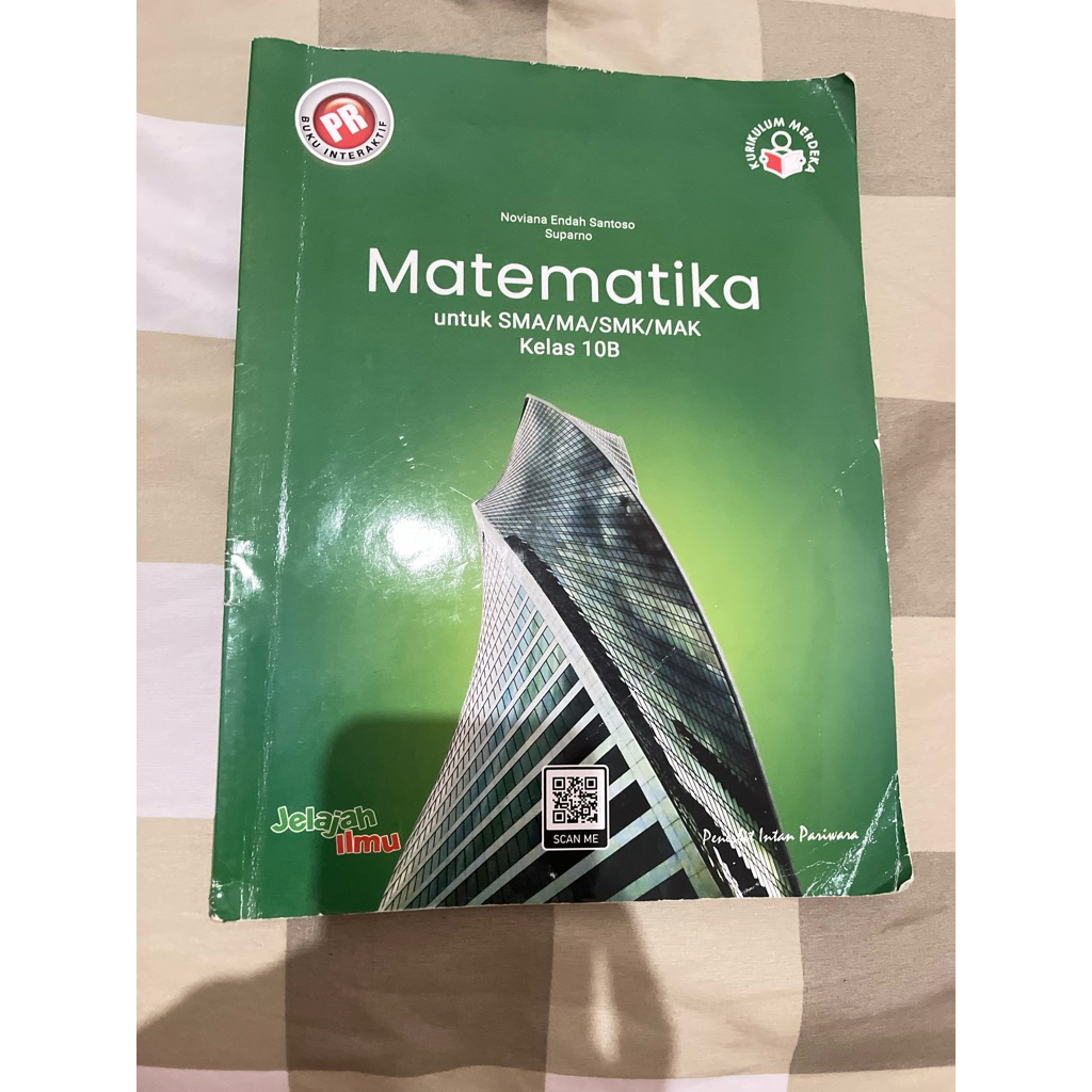 Preloved Buku Matematika Kelas 10A dan 10B SMA dan OSN Biologi New Insight SMA