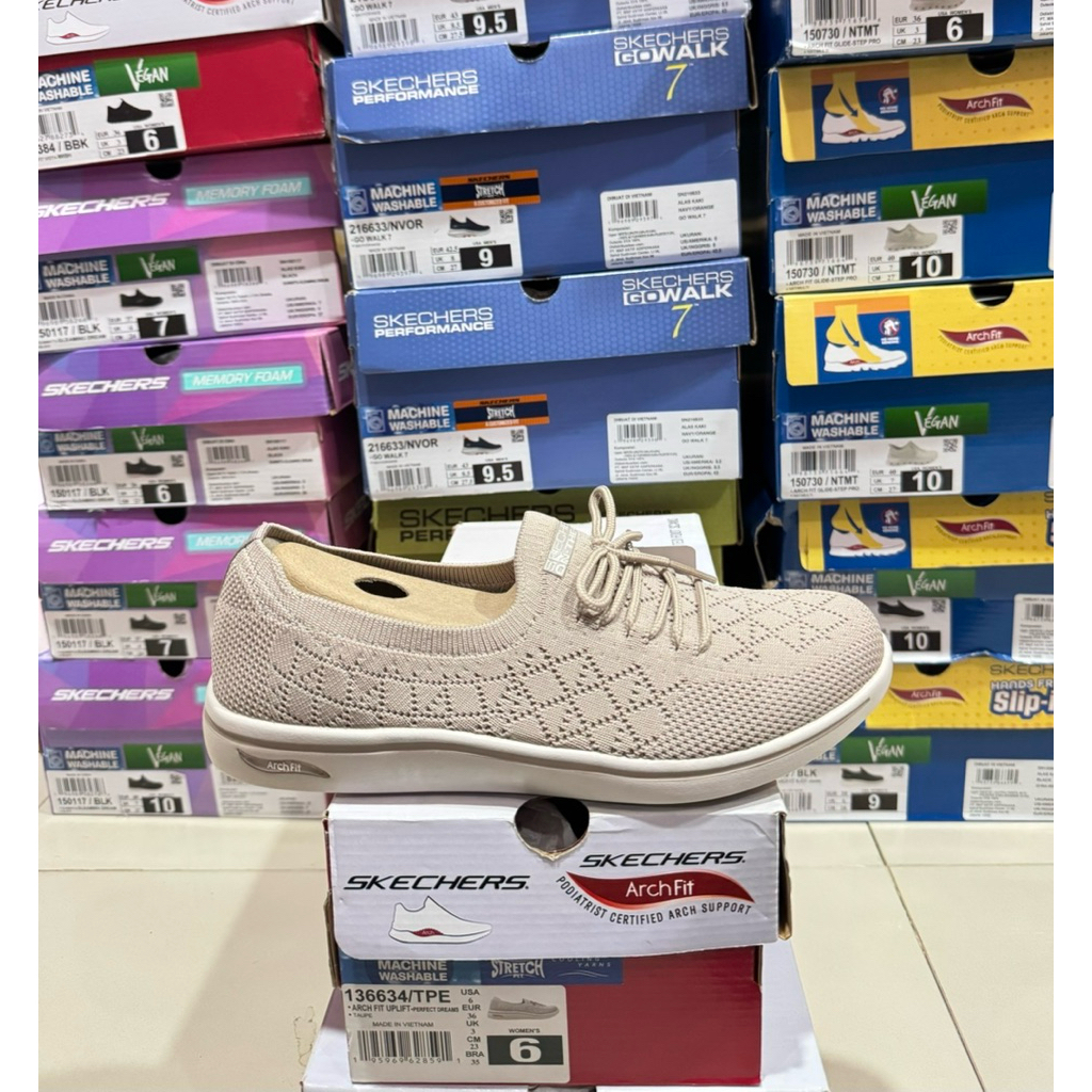 Skechers ARCH FIT UPLIFT TPE