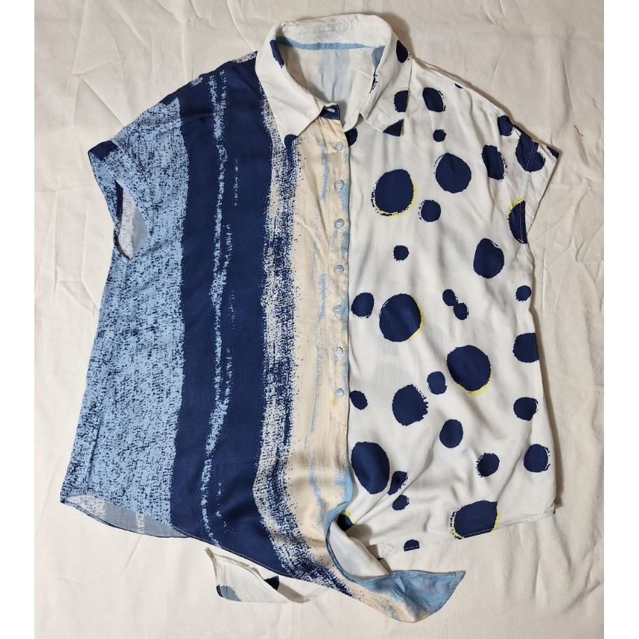Kemeja Motif Abstrak Ikat Bawah Preloved Second | Atasan Wanita LD 108