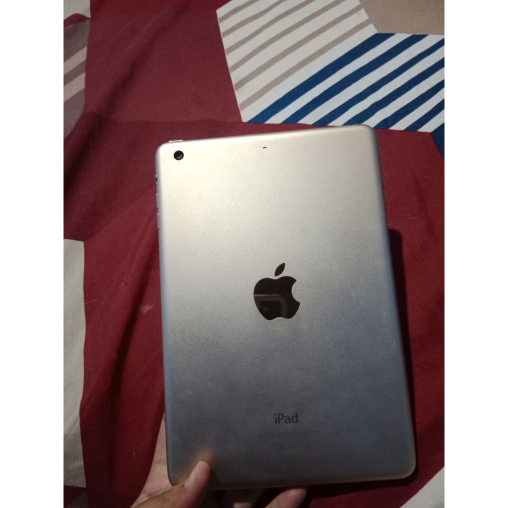 Ipad mini 3 minus LCD seperti di gambar