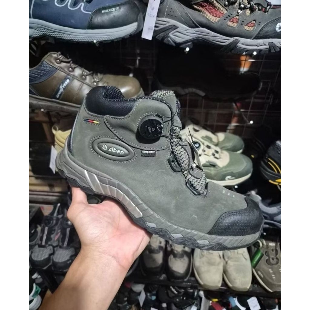 sepatu safety ziben request
