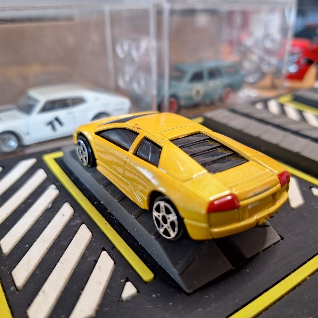 Diecast Maisto Lamborghini Murcielago Yellow 1/64 Rare Murah