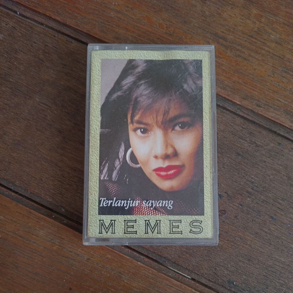 Kaset Memes Terlanjur Sayang/aquarius musikindo mulus