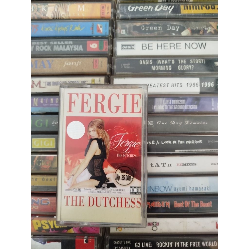 Kaset Fergie (  TheBlack eyed Peas)