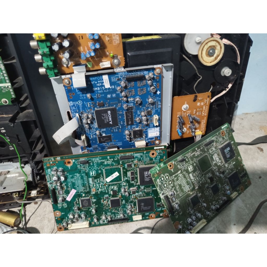 mpeg bkas dvd sony gn 90 dan gn 1000.