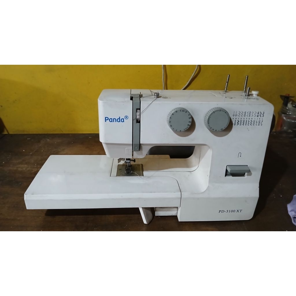 Mesin Jahit Portable Panda PD-3100XT japan technology bekas seperti baru