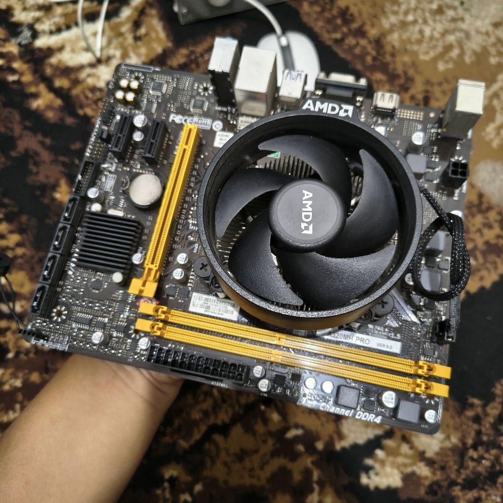 Paket Motherboard Processor,Biostar A320MH Pro + Ryzen 3 1200 Normal
