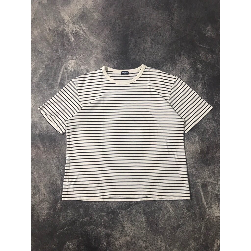 KAOS UNIQLO STRIPE SECOND CUT BOXY