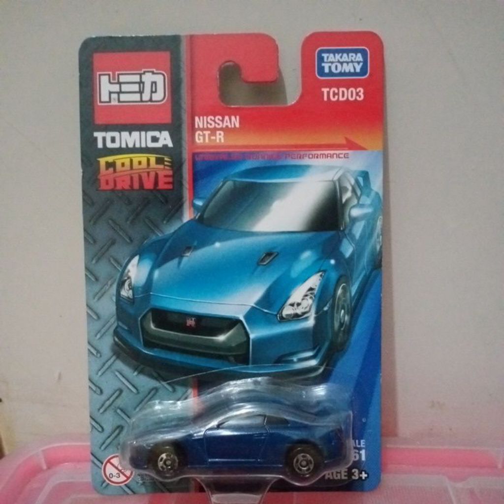 Tomica Cool Drive Nissan GT-R