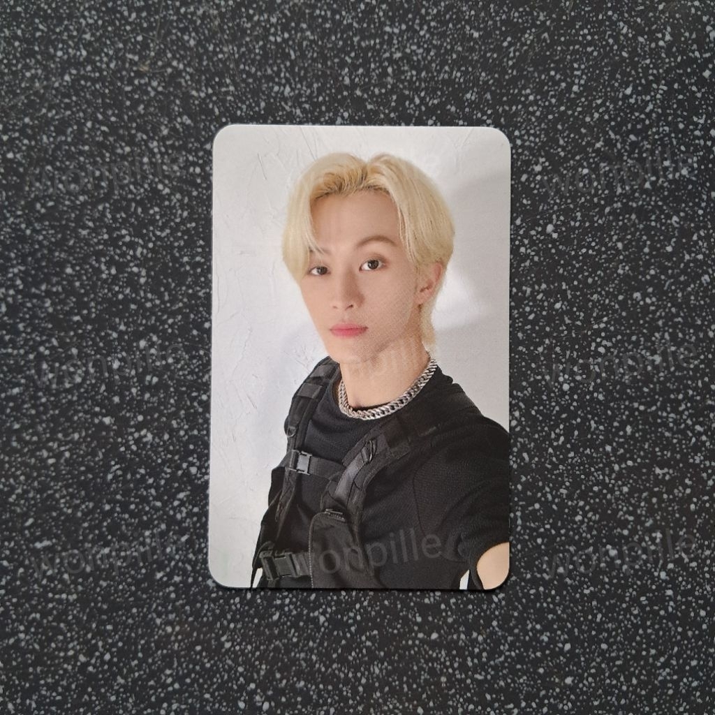PHOTOCARD OFFICIAL MARK LEE NCTZONE POP UP SPACE LUCKYDRAW SMTOWN