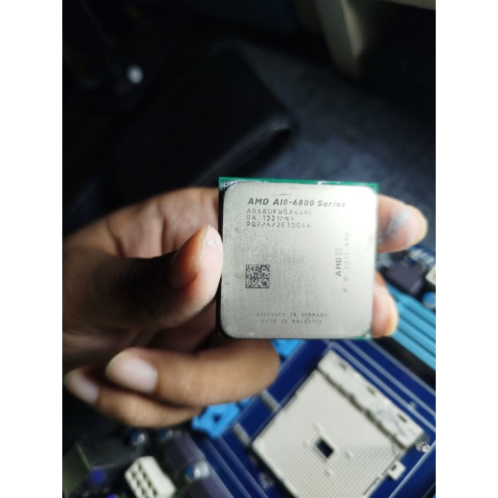 Amd A10 6800g tray bonus motherboard Gigabyte Fm2 Termurah