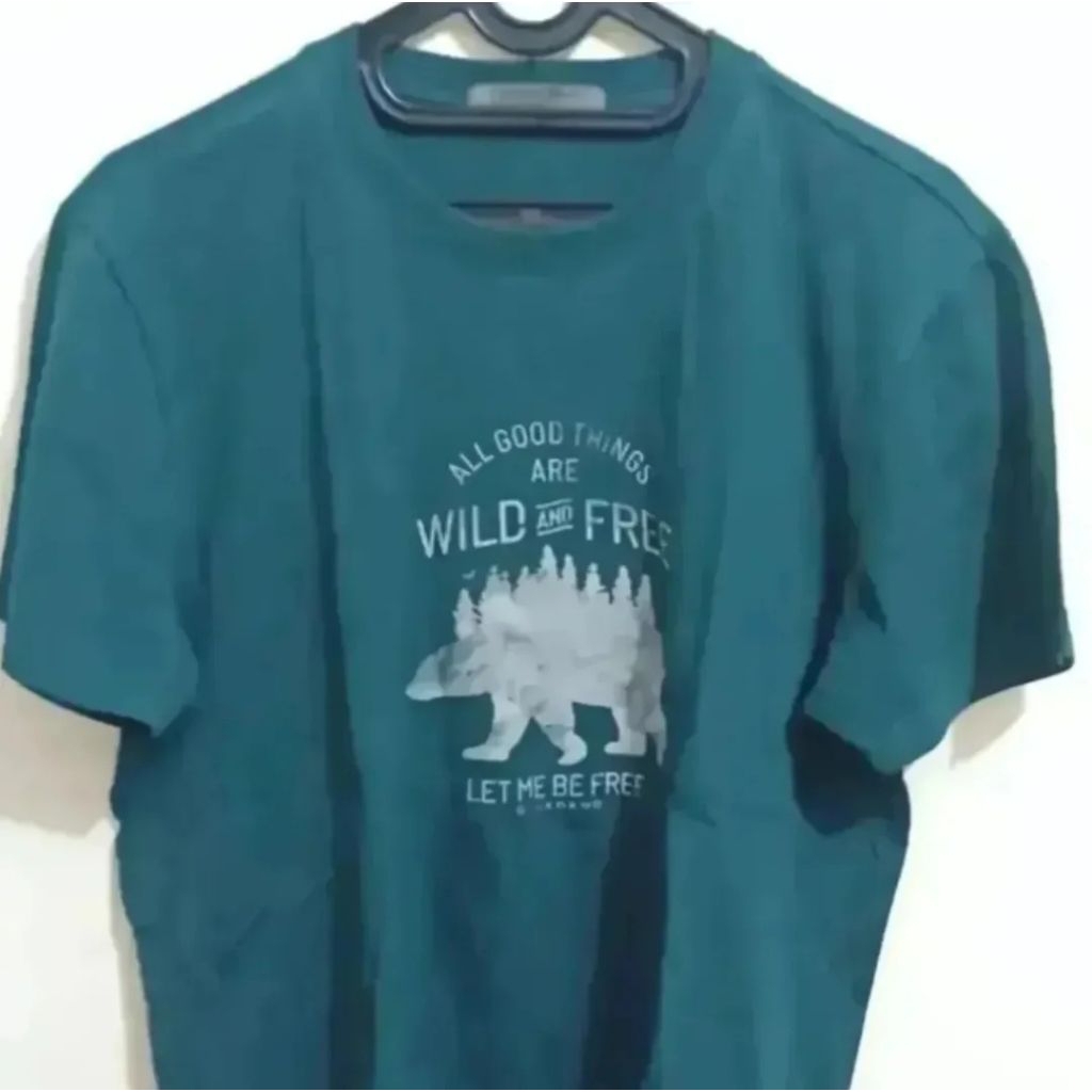 Kaos Pria. Merk Giordano