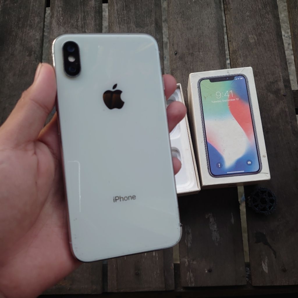 unit iPhone x 64 (matot) tidak segel