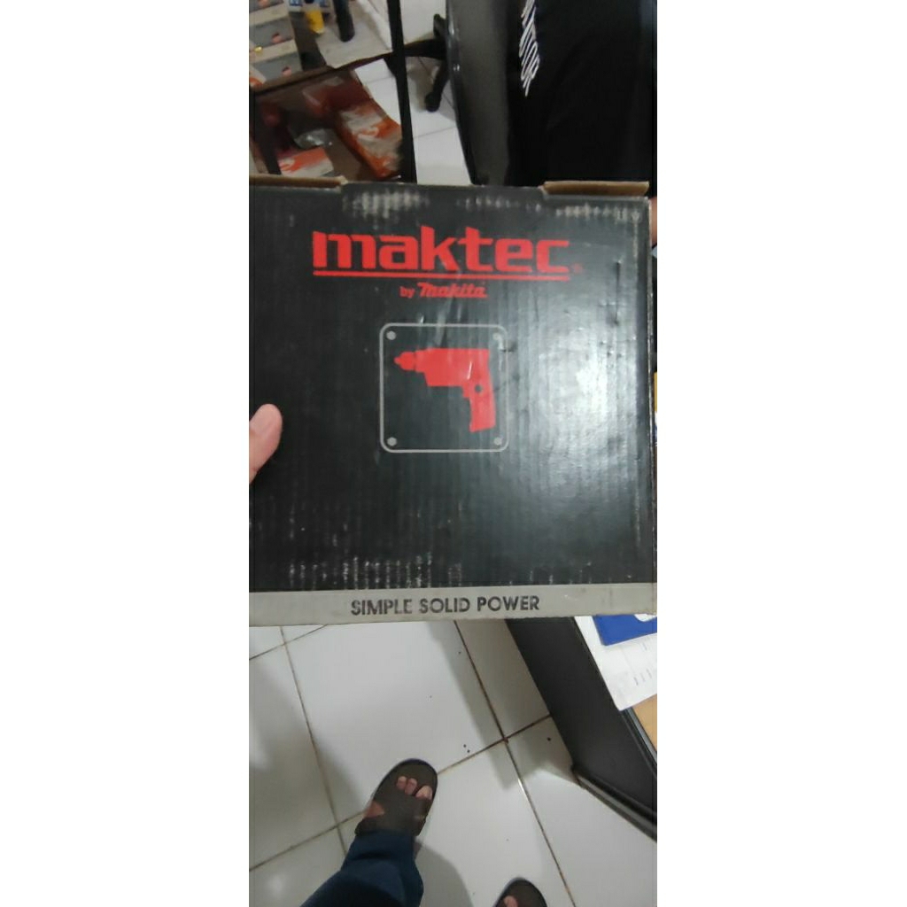 Bor maktec MT606