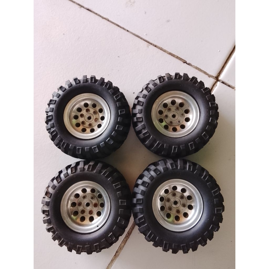 velg beadlock 1.9 + ban rc offroad