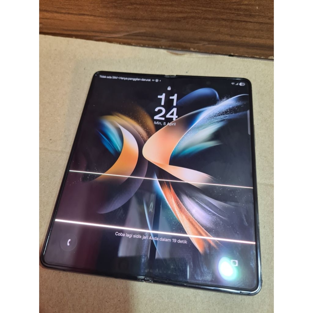 Samsung z fold 4 minus