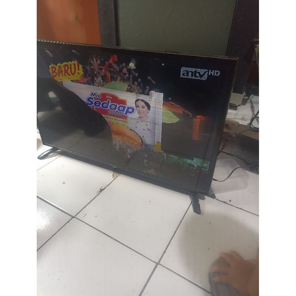 Tv Sharp 32 inch minus lcd