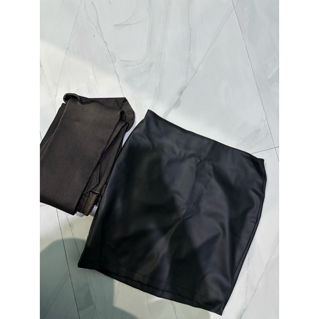 Rok Kulit (Leather Skirt) & Stocking