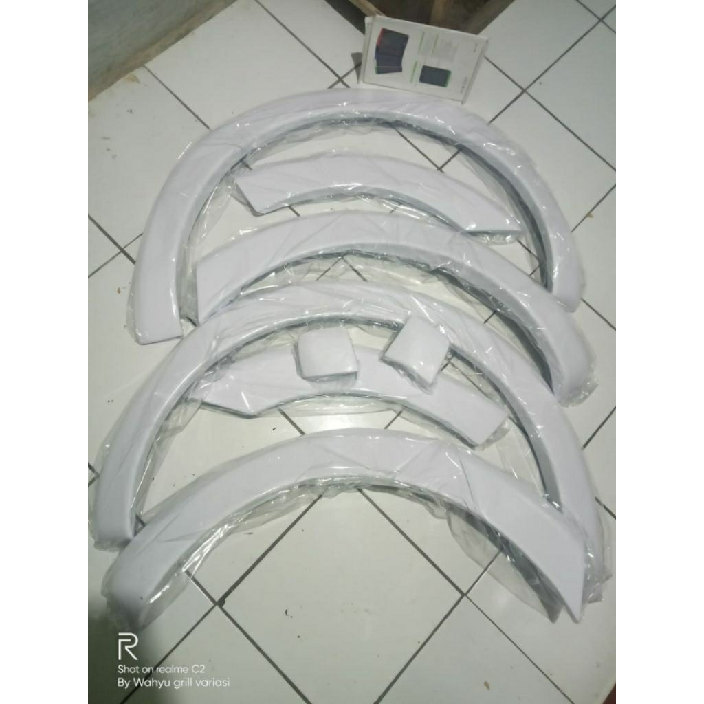 sambungan over fender rush terios konde belakang