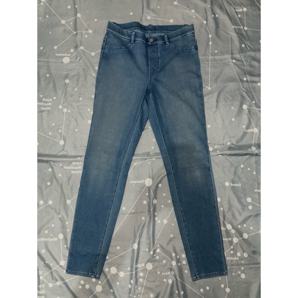 Jeans Wanita Uniqlo