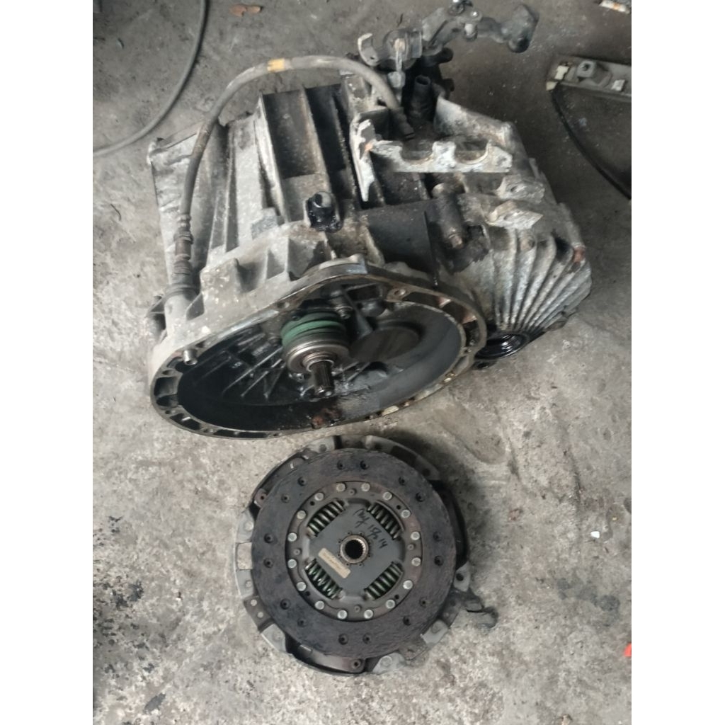 tranmisi manual mercy A140