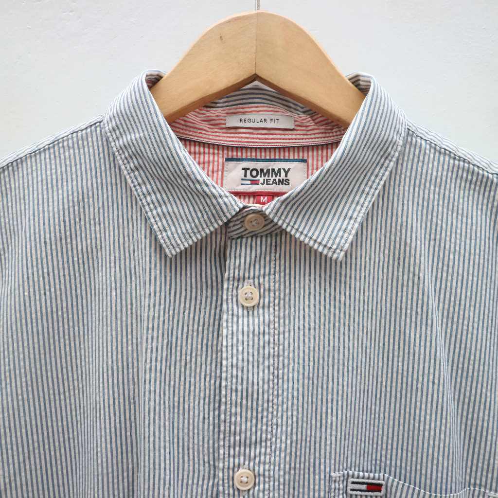Kemeja Lengan Panjang Tommy Hilfiger - A2324 - Size M
