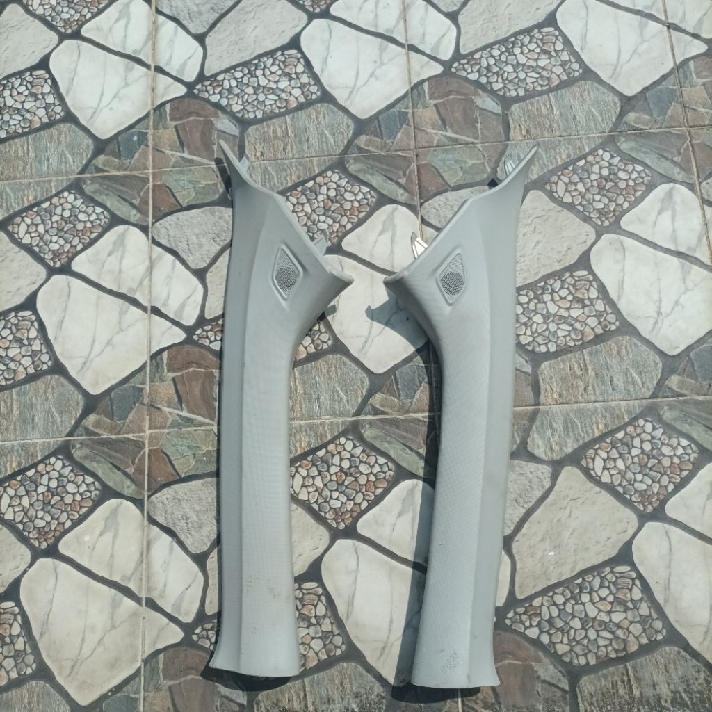 COVER PILAR KACA AVANZA VELOZ 2022 AIRBAG SRS ORIGINAL