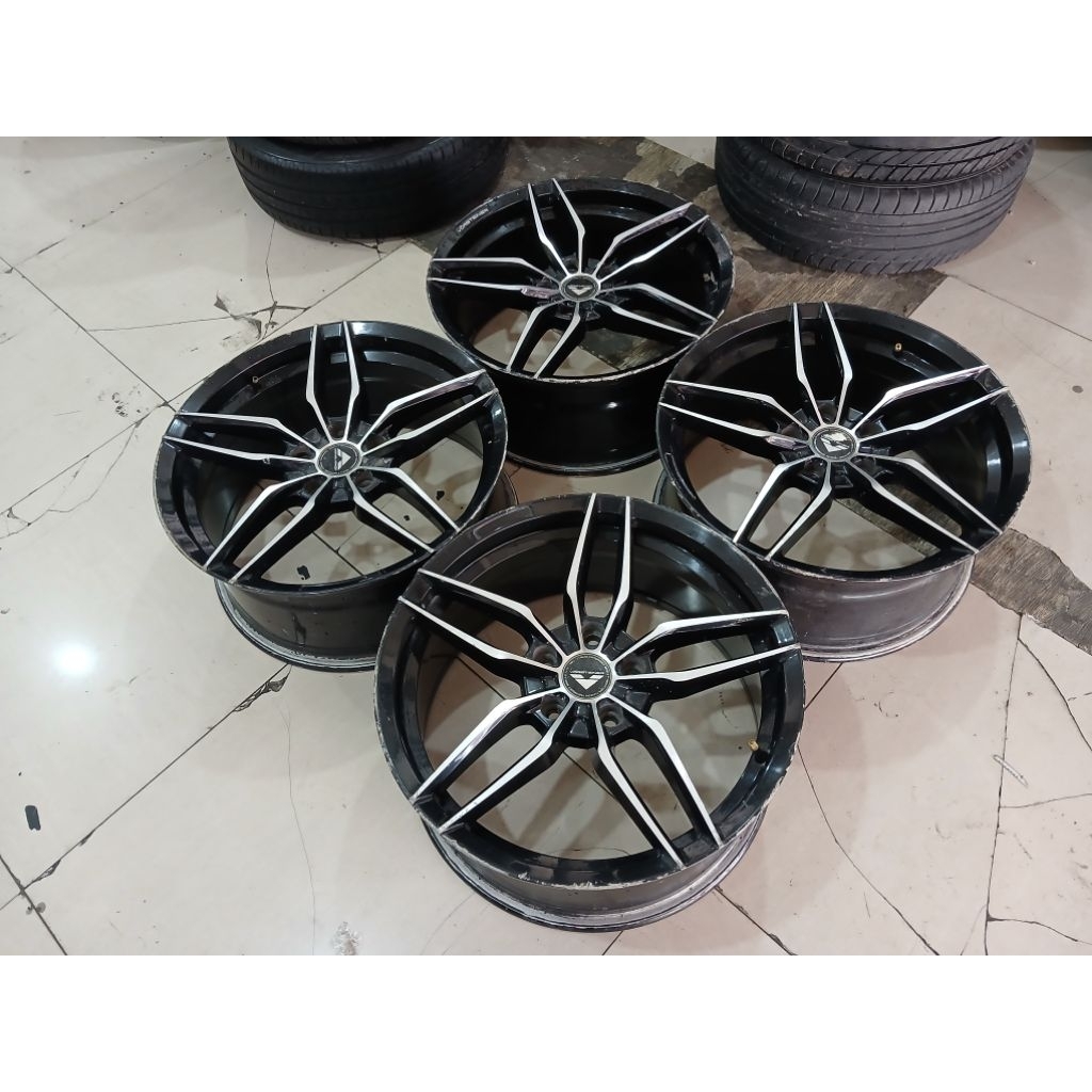 VELG RACING VOSTENER RING18 BAUT 5 R18X8 5X114 ET45