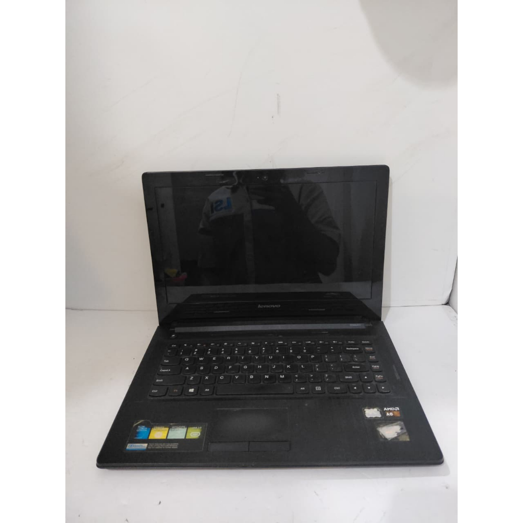 AMD A8-6410 QuadCore Laptop Dual VGA Ram 4GB Hardisk 500GB Lenovo G40-45