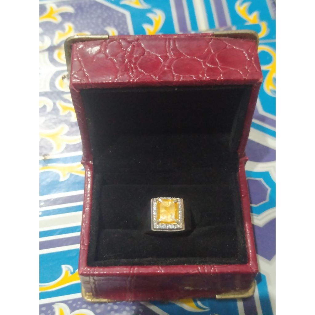 Yellow safir srilanka