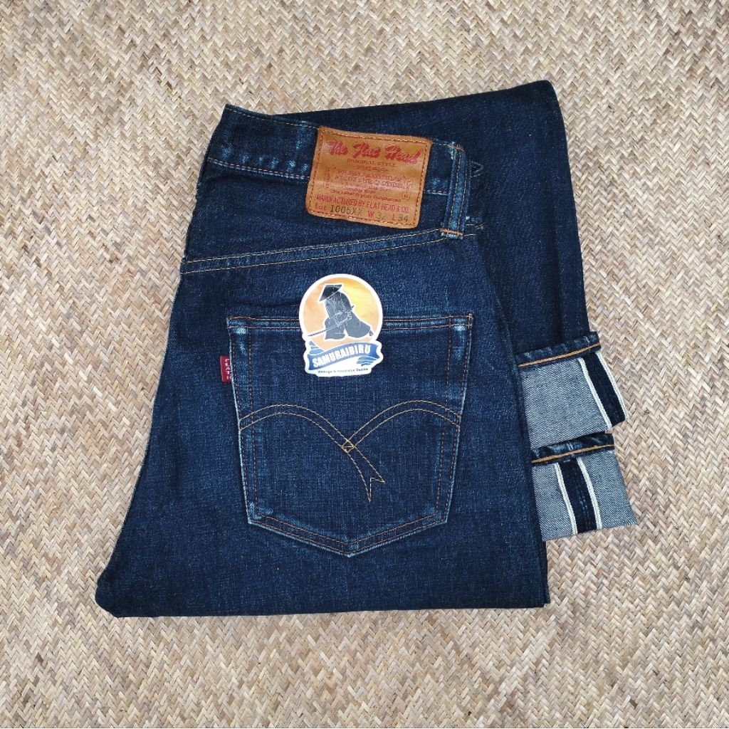 The flat head not Sugar cane selvedge not Momotaro jeans not Samurai jeans c tcb jeans iron heart de