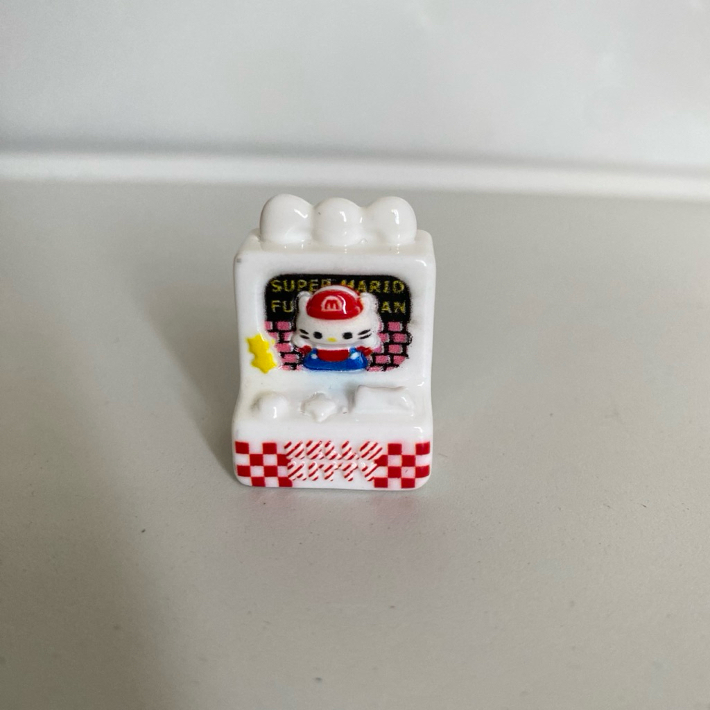 MAINAM ANAK MINIATUR GAME TENDO HK HELLO KITTY MINI FIGURE CLAY LUCU