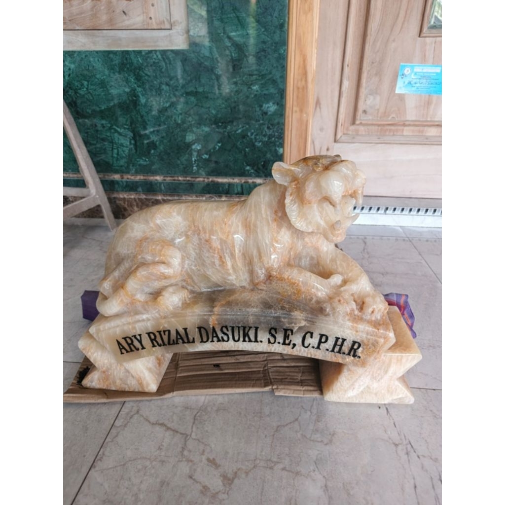 PAPAN NAMA MEJA KERJA BATU ONIX/PATUNG HARIMAU BATU ONIX MEJA KERJA/PATUNG PAPAN NAMA MEJA KERJA ONI