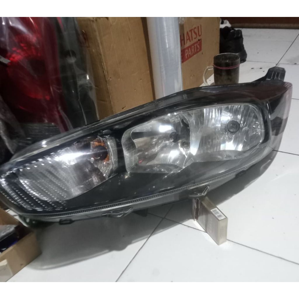 HEADLAMP LAMPU DEPAN FORD FIESTA 2014-2015 ORIGINAL