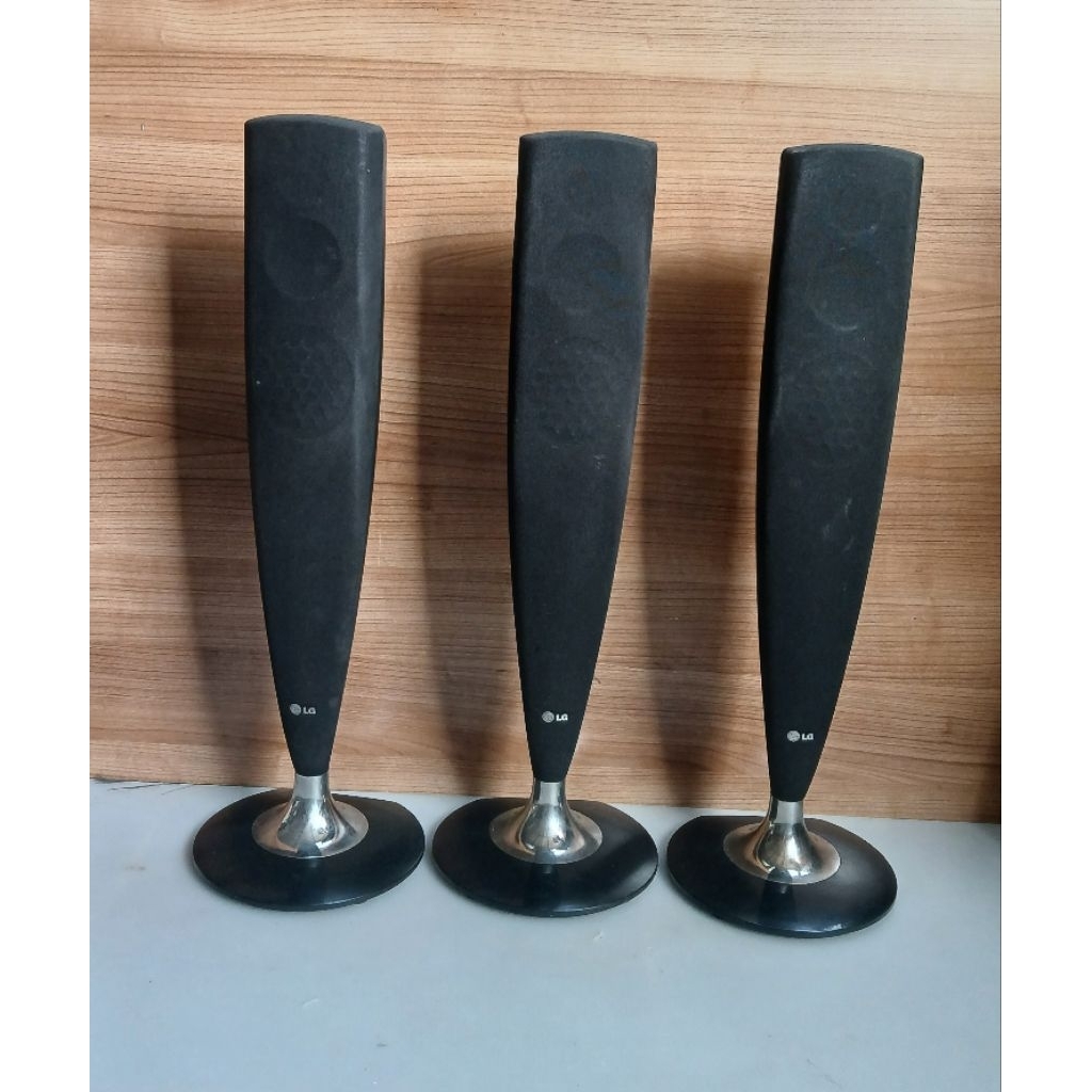 SPEAKER TOWER HOME THEATER LG MODEL SH54TM